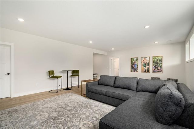 9037 Mesquite Street, Shawnee, KS 66227