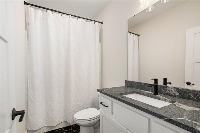 9037 Mesquite Street, Shawnee, KS 66227