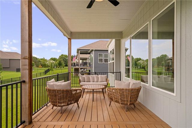 9037 Mesquite Street, Shawnee, KS 66227