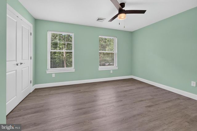 62 HIGGINS AVE, Clementon, NJ 08021