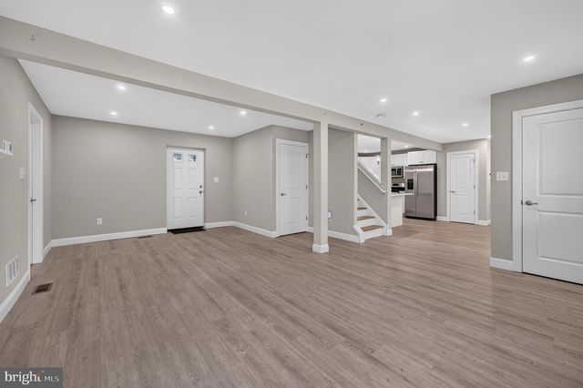 62 HIGGINS AVE, Clementon, NJ 08021