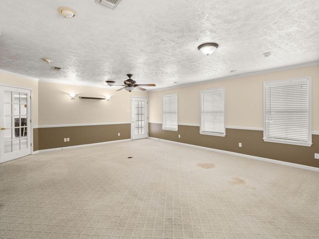 754 Browns Ln, Leesville, LA 71446