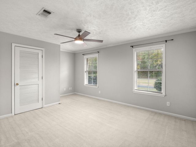 754 Browns Ln, Leesville, LA 71446