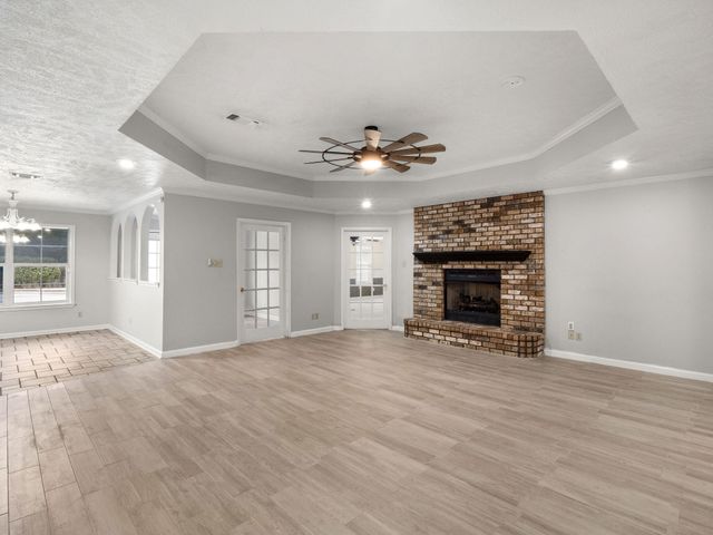 754 Browns Ln, Leesville, LA 71446