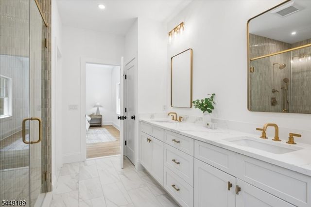 169 Watchung Ave, Chatham Boro, NJ 07928