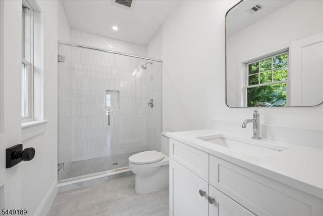 169 Watchung Ave, Chatham Boro, NJ 07928