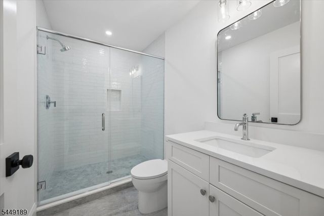 169 Watchung Ave, Chatham Boro, NJ 07928
