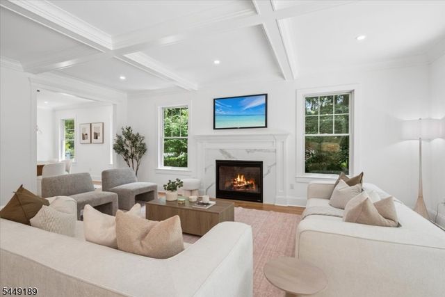 169 Watchung Ave, Chatham Boro, NJ 07928