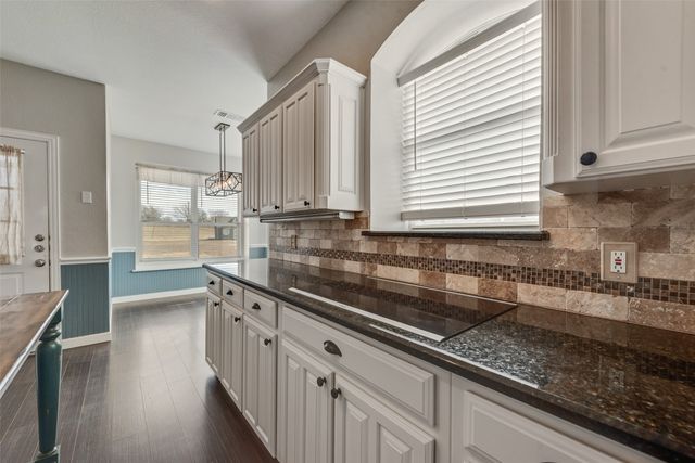 14000 Northwest Court, Haslet, TX 76052