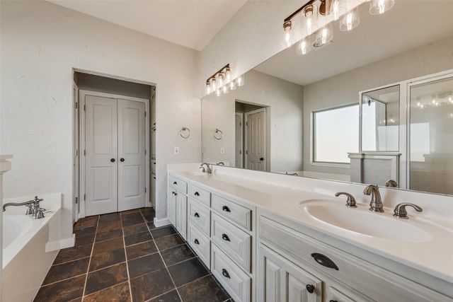 14000 Northwest Court, Haslet, TX 76052