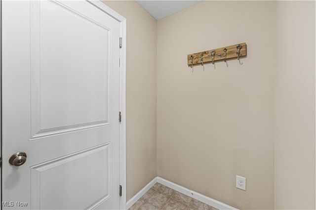 6456 Horseshoe Avenue NE, Canton, OH 44721