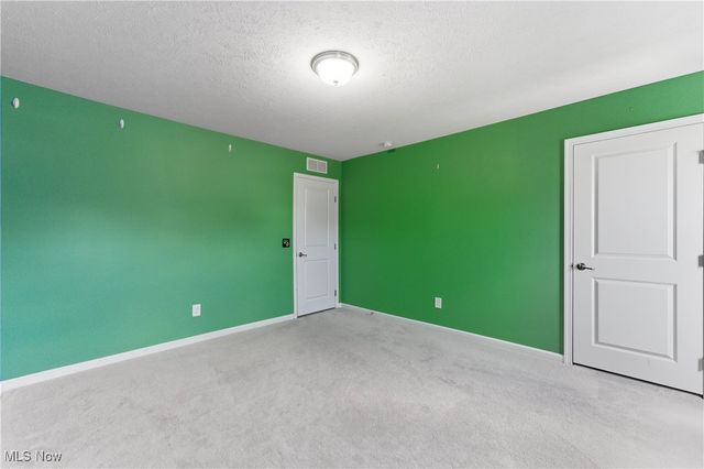 6456 Horseshoe Avenue NE, Canton, OH 44721