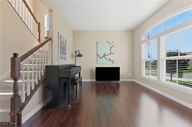 6456 Horseshoe Avenue NE, Canton, OH 44721