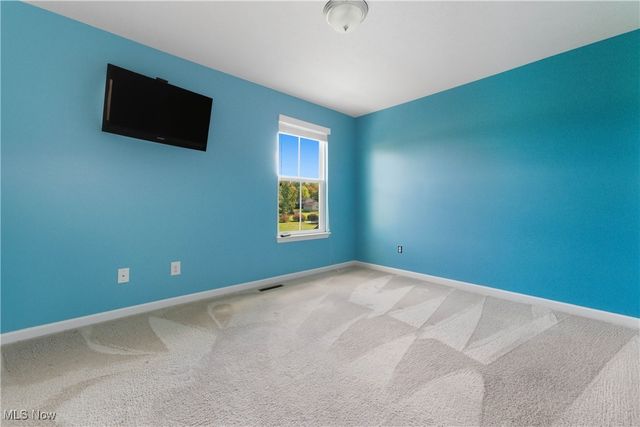 6456 Horseshoe Avenue NE, Canton, OH 44721