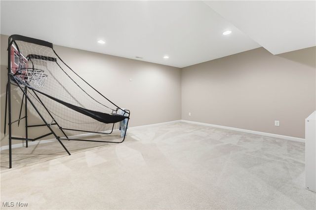 6456 Horseshoe Avenue NE, Canton, OH 44721