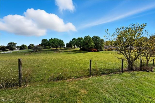 6456 Horseshoe Avenue NE, Canton, OH 44721