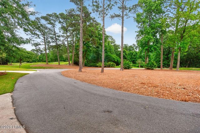 4 Beech Hill Court, Hilton Head Island, SC 29928