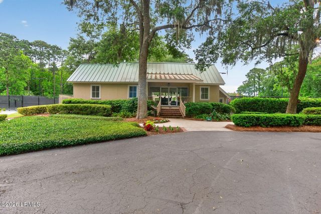4 Beech Hill Court, Hilton Head Island, SC 29928