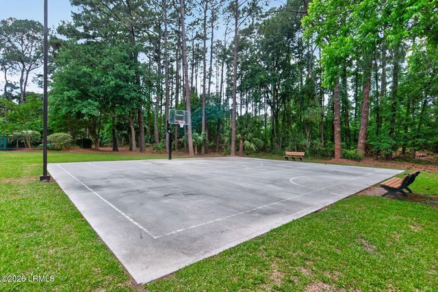 4 Beech Hill Court, Hilton Head Island, SC 29928