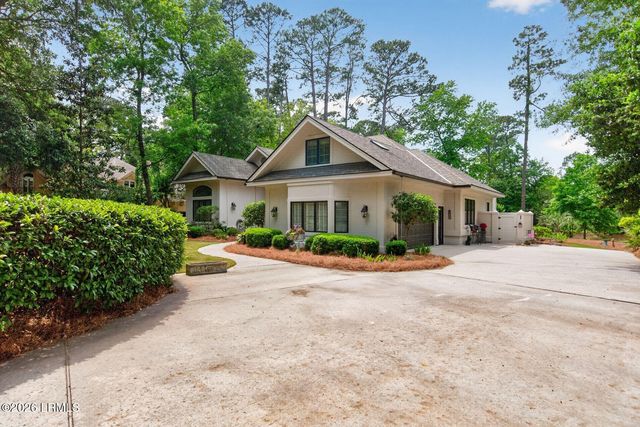 4 Beech Hill Court, Hilton Head Island, SC 29928