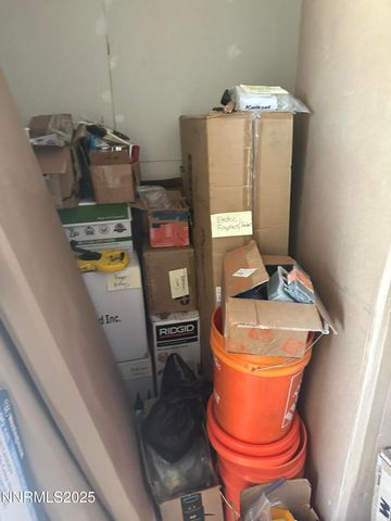 2068 NE Sierra Vista Drive, Tonopah, NV 89049