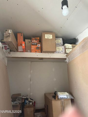 2068 NE Sierra Vista Drive, Tonopah, NV 89049