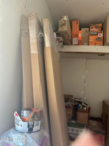 2068 NE Sierra Vista Drive, Tonopah, NV 89049