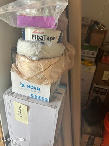 2068 NE Sierra Vista Drive, Tonopah, NV 89049