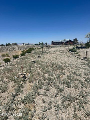 2068 NE Sierra Vista Drive, Tonopah, NV 89049