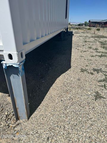 2068 NE Sierra Vista Drive, Tonopah, NV 89049