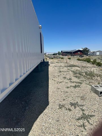 2068 NE Sierra Vista Drive, Tonopah, NV 89049