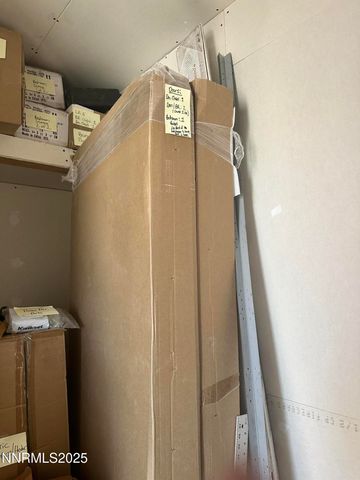 2068 NE Sierra Vista Drive, Tonopah, NV 89049