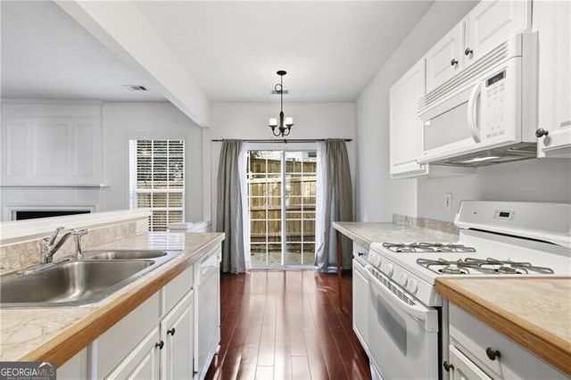 5402 Falling Water Terrace, Roswell, GA 30076