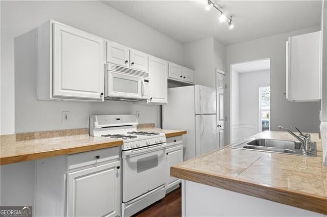 5402 Falling Water Terrace, Roswell, GA 30076