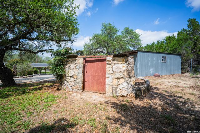 107 Sun Valley Dr, Spring Branch, TX 78070
