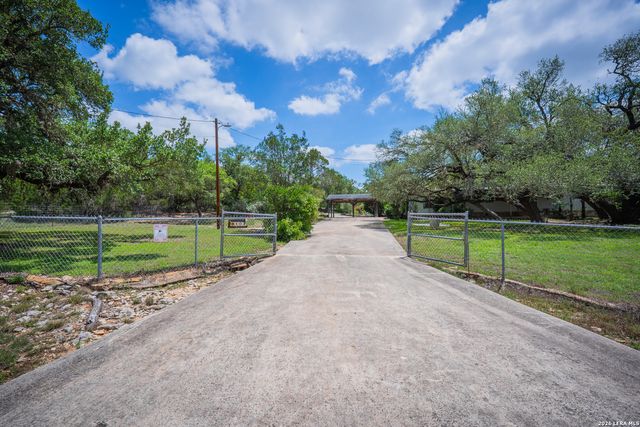 107 Sun Valley Dr, Spring Branch, TX 78070