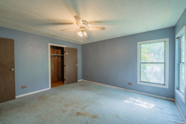 107 Sun Valley Dr, Spring Branch, TX 78070