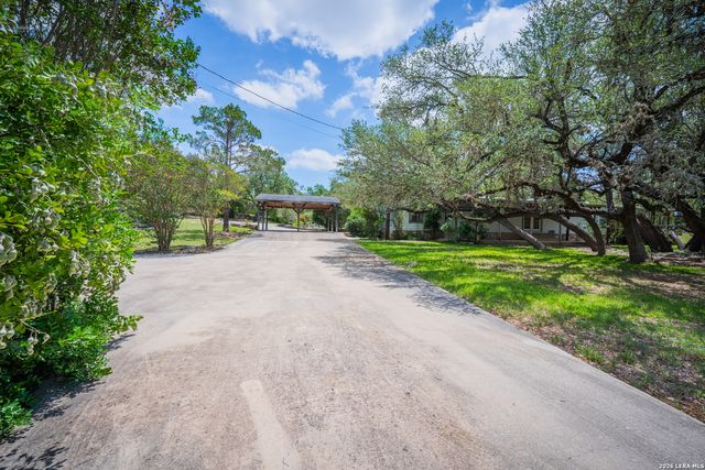 107 Sun Valley Dr, Spring Branch, TX 78070