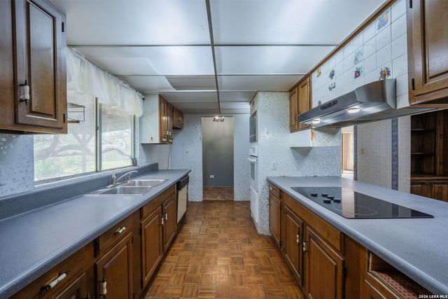 107 Sun Valley Dr, Spring Branch, TX 78070