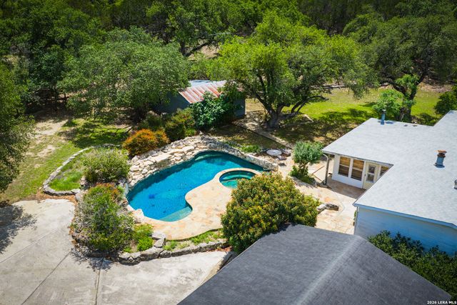 107 Sun Valley Dr, Spring Branch, TX 78070