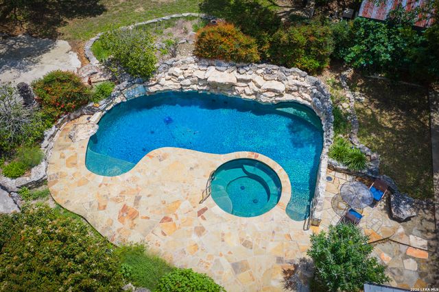 107 Sun Valley Dr, Spring Branch, TX 78070
