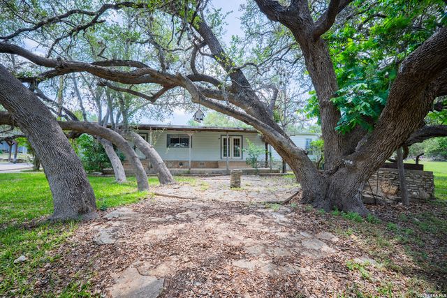 107 Sun Valley Dr, Spring Branch, TX 78070