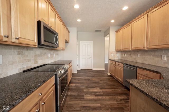 13023 Venito Trail, Fishers, IN 46037