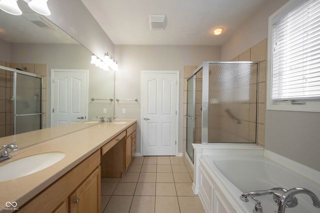 13023 Venito Trail, Fishers, IN 46037