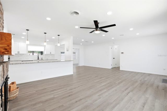 1348 BUCKINGHAM DRIVE, Clearwater, FL 33756