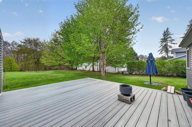 286 State Route 32 S, New Paltz, NY 12561