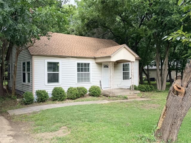 310 College Street, Wilmer, TX 75172