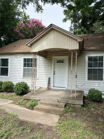 310 College Street, Wilmer, TX 75172