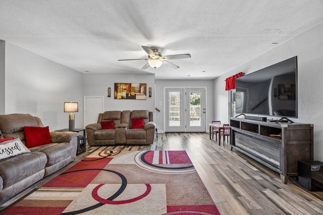 1316 Cy Blackburn Circle, Dallas, TX 75217