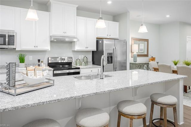 1123 Breakwater TRL, Carrollton, VA 23314